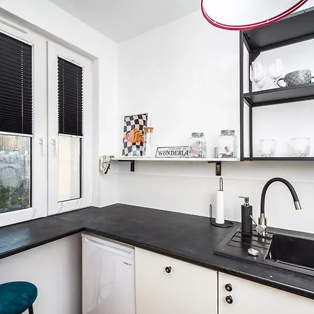 Rentplanet - Ludwinow Apartamento Cracóvia